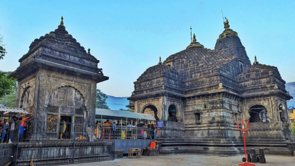 trimbakeshwar shiva temple